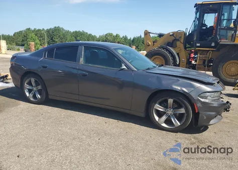 2015 Dodge Charger Sxt z USA, uszkodzony, nr VIN 2C3CDXHG6FH730127